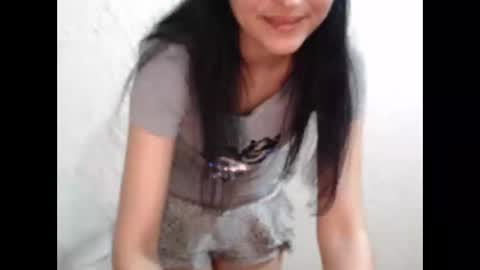 Snapshot of nensyfay_ chatting on 03/10/25, 06:45 Nensy online show from 03/10/25, 06:45