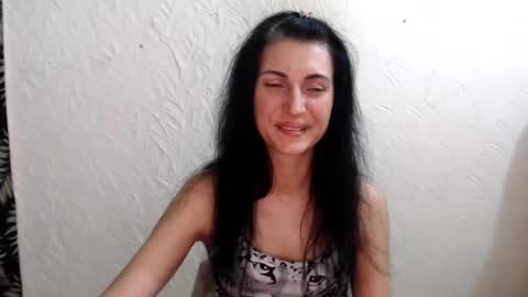 Nensy online show from 06/26/26, 07:51
