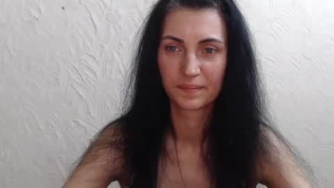 Nensy online show from 06/29/26, 02:17