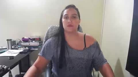 kelly lopez online show from 11/29/25, 02:31