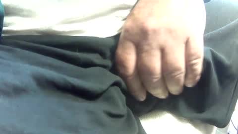 Snapshot of neohiom4f chatting on 09/30/25, 12:21 neohiom4f online show from 09/30/25, 12:21