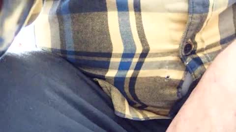 Snapshot of neohiom4f chatting on 10/31/25, 02:51 neohiom4f online show from 10/31/25, 02:51