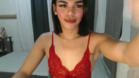 neomi online show from 10/16/25, 09:21