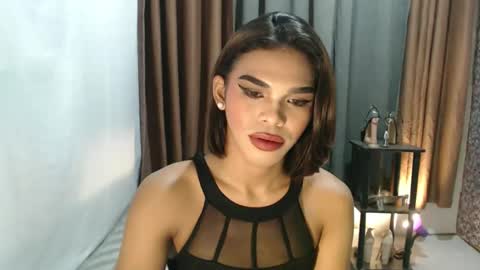 Snapshot of neomi_hardcock chatting on 03/18/26, 04:21 neomi online show from 03/18/26, 04:21