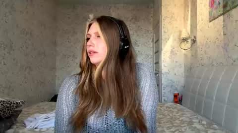 neomimaddern online show from 06/19/26, 03:11