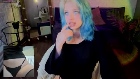 Snapshot of neondollxx chatting on 05/24/26, 08:58 Monica online show from 05/24/26, 08:58