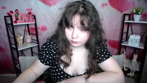 Snapshot of neonilalisova chatting on 04/09/26, 06:13 NeonilaLisova online show from 04/09/26, 06:13