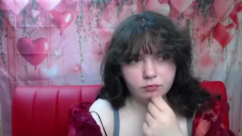 Snapshot of neonilalisova chatting on 04/22/26, 11:56 NeonilaLisova online show from 04/22/26, 11:56