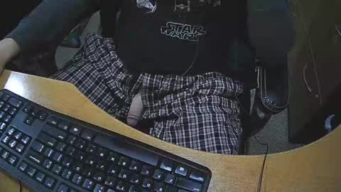 Snapshot of neotee3 chatting on 11/23/25, 04:34 Neotee online show from 11/23/25, 04:34