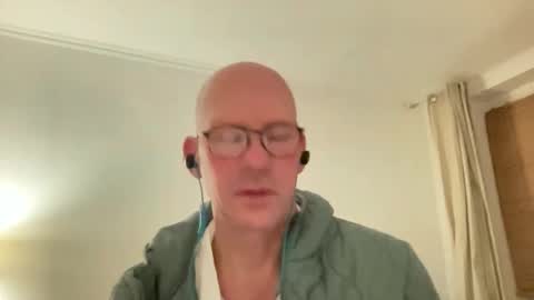 Snapshot of neptunofatlantis chatting on 10/04/25, 11:47 neptunofatlantis online show from 10/04/25, 11:47