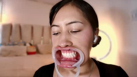 Helena    Every Friday new video for my fan club loves  online show from 01/10/25, 07:00