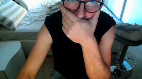 Snapshot of nerchia_89 chatting on 05/13/26, 05:43 Nerchia89 online show from 05/13/26, 05:43