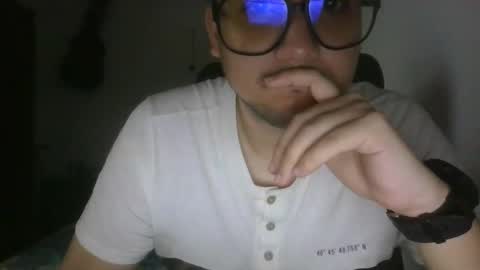 Snapshot of nerdxxx94 chatting on 01/10/25, 09:31 MrBull online show from 01/10/25, 09:31