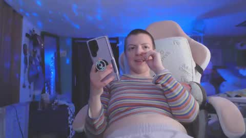 Snapshot of nerdy_squirty chatting on 12/31/24, 08:04 NerdySquirty online show from 12/31/24, 08:04