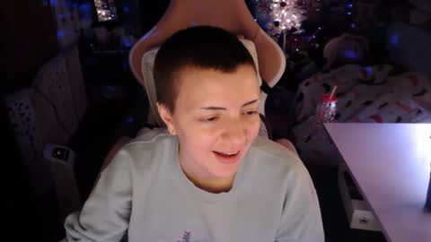 Snapshot of nerdy_squirty chatting on 01/10/25, 07:57 NerdySquirty online show from 01/10/25, 07:57