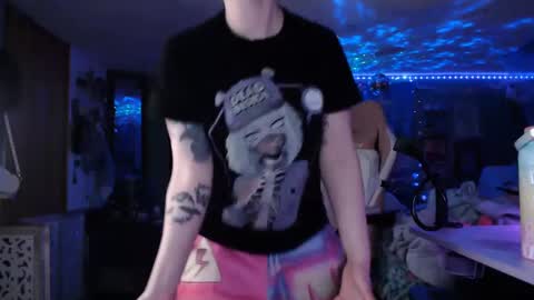 Snapshot of nerdy_squirty chatting on 09/12/25, 06:13 NerdySquirty online show from 09/12/25, 06:13