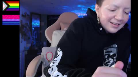 Snapshot of nerdy_squirty chatting on 11/07/25, 06:57 NerdySquirty online show from 11/07/25, 06:57