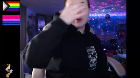 Snapshot of nerdy_squirty chatting on 11/17/25, 06:41 NerdySquirty online show from 11/17/25, 06:41