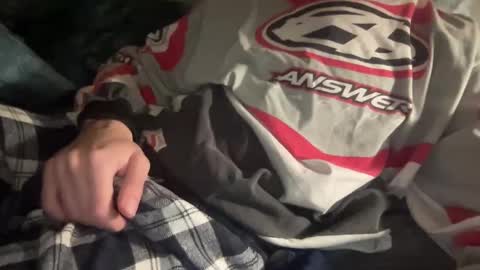 Snapshot of nerdydong chatting on 02/15/26, 01:41 Xavy online show from 02/15/26, 01:41