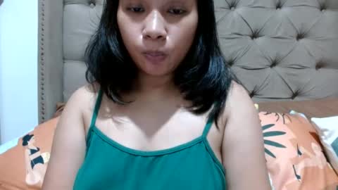 Snapshot of nerdypinaypie chatting on 07/20/26, 10:39 nerdypinaypie online show from 07/20/26, 10:39