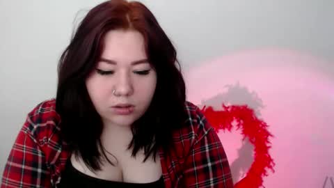 nereia online show from 05/05/26, 07:27