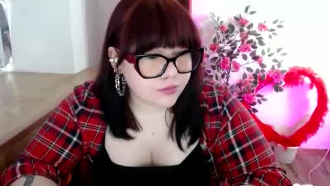 nereia online show from 05/14/26, 08:21
