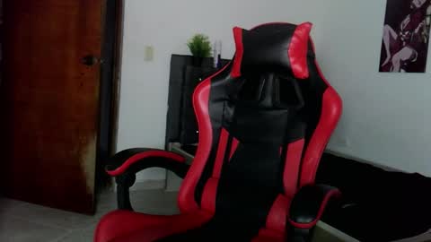 Snapshot of nerek_master chatting on 09/26/25, 10:41 nerek master online show from 09/26/25, 10:41