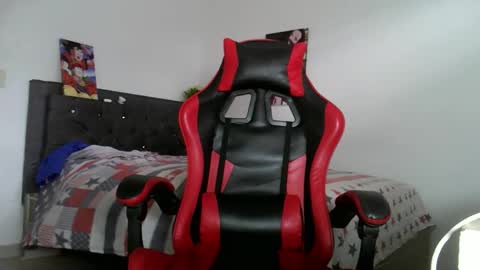 Snapshot of nerek_master chatting on 10/23/25, 08:29 nerek master online show from 10/23/25, 08:29