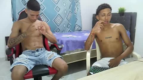 Snapshot of nerek_master chatting on 11/25/25, 09:26 nerek master online show from 11/25/25, 09:26