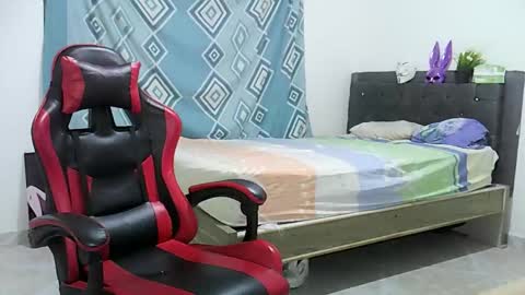 Snapshot of nerek_master chatting on 11/30/25, 11:42 nerek master online show from 11/30/25, 11:42