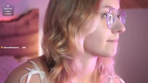 Snapshot of nerissa_xo chatting on 10/16/25, 09:49 Nerissa online show from 10/16/25, 09:49