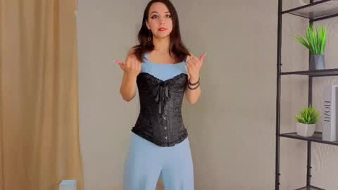 Snapshot of nerixalvire chatting on 05/05/26, 03:20 Emily online show from 05/05/26, 03:20