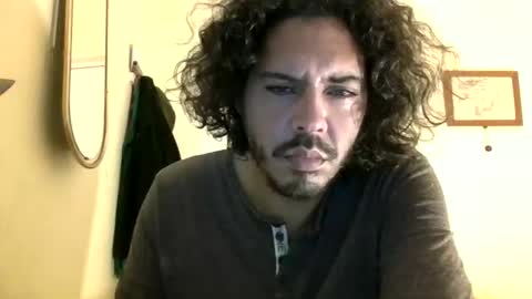 Snapshot of nesptunes85 chatting on 12/17/25, 09:10 Michael online show from 12/17/25, 09:10