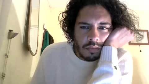 Snapshot of nesptunes85 chatting on 01/10/26, 06:09 Michael online show from 01/10/26, 06:09