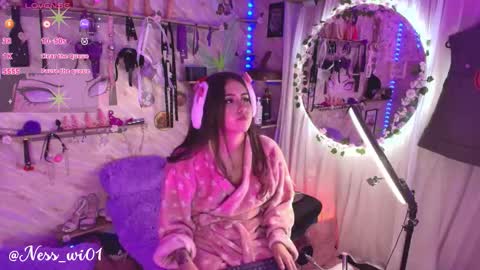          online show from 02/15/26, 07:51