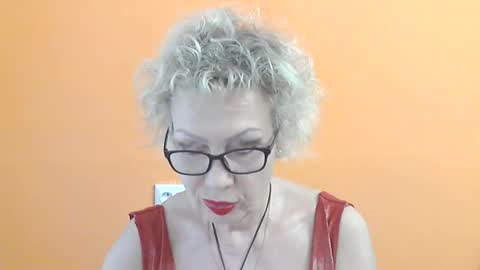 Snapshot of nessyjenixs chatting on 05/29/26, 01:53 NessyJenixs online show from 05/29/26, 01:53