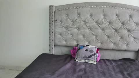 nesuko_kamado online show from 11/22/25, 04:17