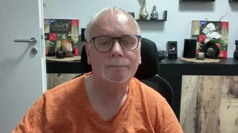 Snapshot of nettermann1968 chatting on 10/22/25, 12:38 nettermann1968 online show from 10/22/25, 12:38