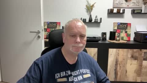 Snapshot of nettermann1968 chatting on 11/22/25, 03:11 nettermann1968 online show from 11/22/25, 03:11