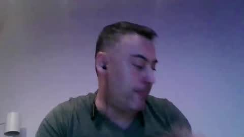 neulen4 online show from 11/17/25, 09:09