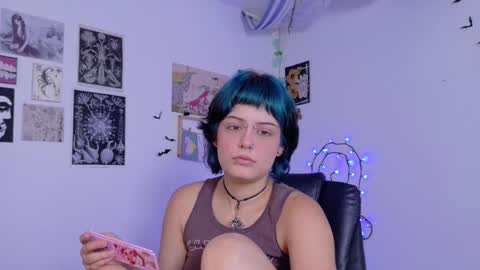 Snapshot of neurotic_witch chatting on 02/14/26, 12:46 Mar online show from 02/14/26, 12:46