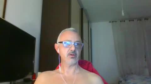 Snapshot of nevenerabis chatting on 01/17/25, 06:33 nevenerabis online show from 01/17/25, 06:33