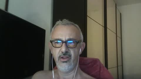 Snapshot of nevenerabis chatting on 10/05/25, 06:39 nevenerabis online show from 10/05/25, 06:39
