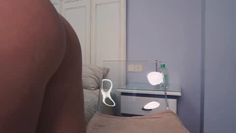 Snapshot of new_dee chatting on 07/21/26, 08:55 new dee online show from 07/21/26, 08:55
