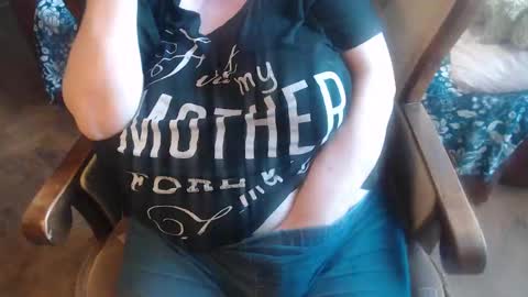 Lilly  online show from 01/29/25, 08:08