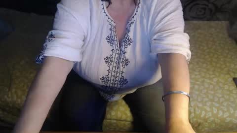 Lilly  online show from 05/19/26, 02:40