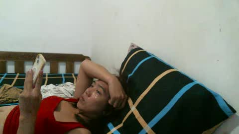 Snapshot of newest_star69 chatting on 01/12/25, 09:08 Lucy Pearl online show from 01/12/25, 09:08