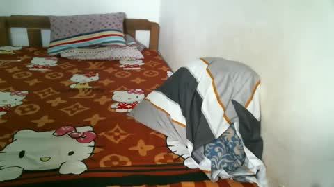 Snapshot of newest_star69 chatting on 01/15/25, 03:54 Lucy Pearl online show from 01/15/25, 03:54