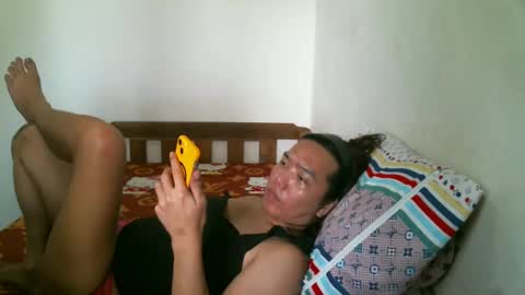 Snapshot of newest_star69 chatting on 01/28/25, 05:54 Lucy Pearl online show from 01/28/25, 05:54