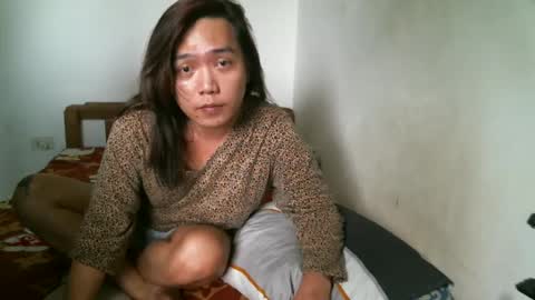 Snapshot of newest_star69 chatting on 02/19/25, 04:34 Lucy Pearl online show from 02/19/25, 04:34